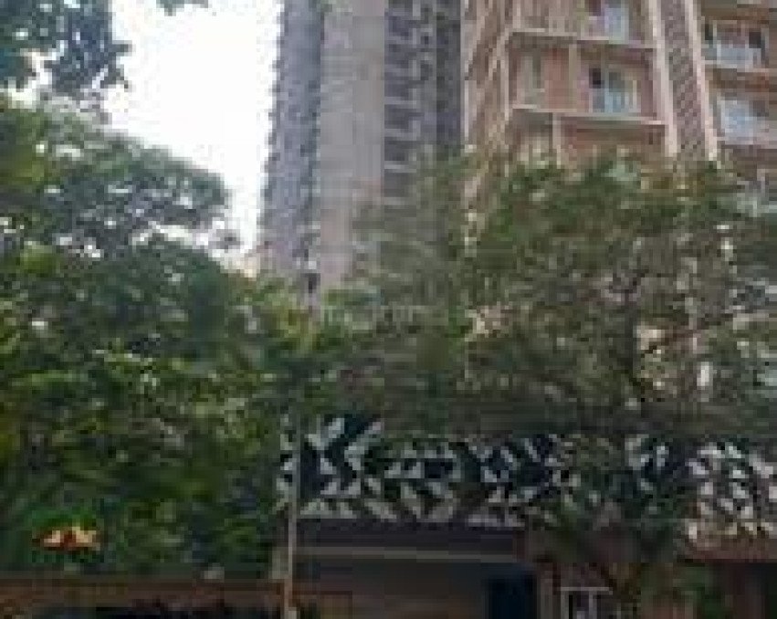 Tiara Court